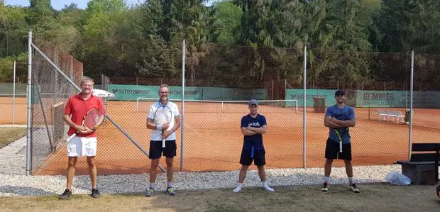 Impression vom Vereinsleben des TC Grün-Weiß Elz